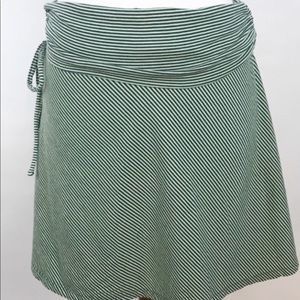 Patagonia pull on skirt small